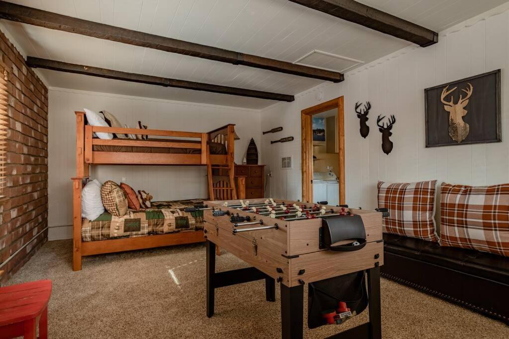 Hot Tub*Kids Room*Family Cabin Big Bear City Dış mekan fotoğraf