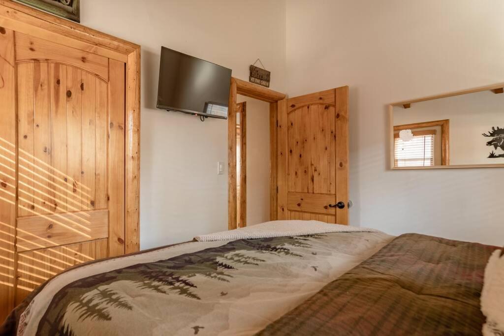 Hot Tub*Kids Room*Family Cabin Big Bear City Dış mekan fotoğraf